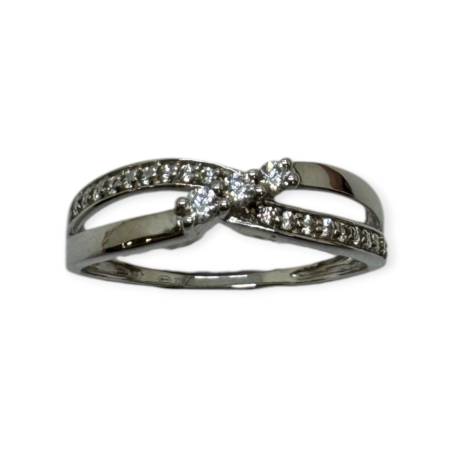 Bague croisée en or blanc 375