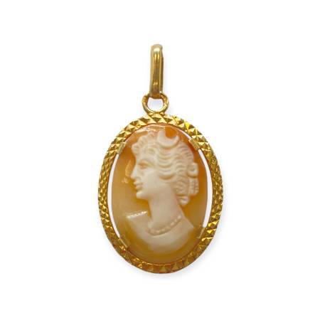 Pendentif camée or 750
