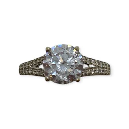 Bague empierrée or blanc 375