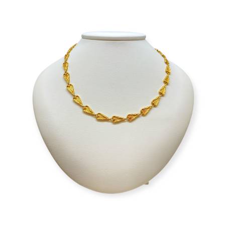 Collier design feuilles...