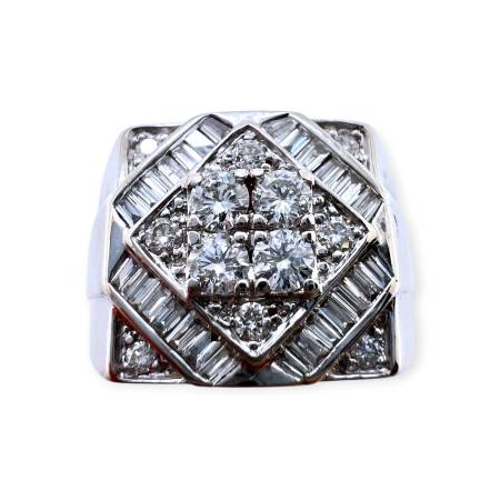 Bague chevalière diamants...