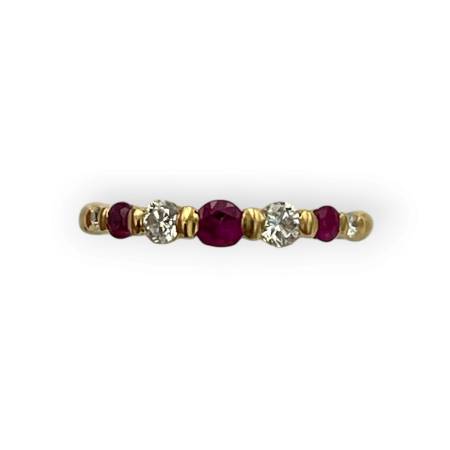 Bague demi-alliance en or...
